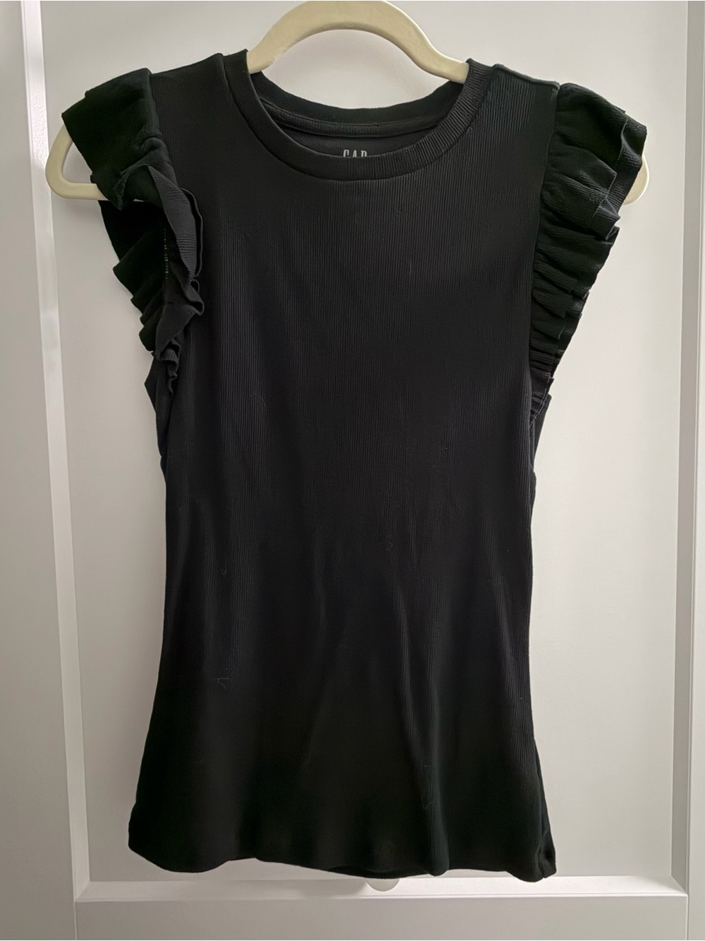 GAP Black Ruffle Sleeve Tank Top
